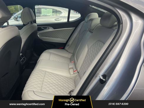 Used 2022 Genesis G70 3.3T w/ Sport Prestige Package image 11