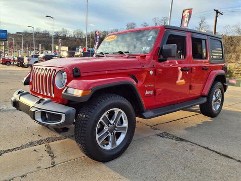 Used 2018 Jeep Wrangler Unlimited Sahara image 4