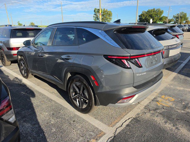 Used 2026 Hyundai Tucson SEL FWD image 4