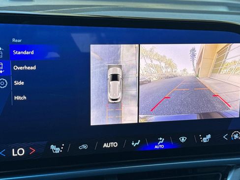 Used 2024 Chevrolet Equinox EV LT w/ LPO, Blackout Package FWD image 20