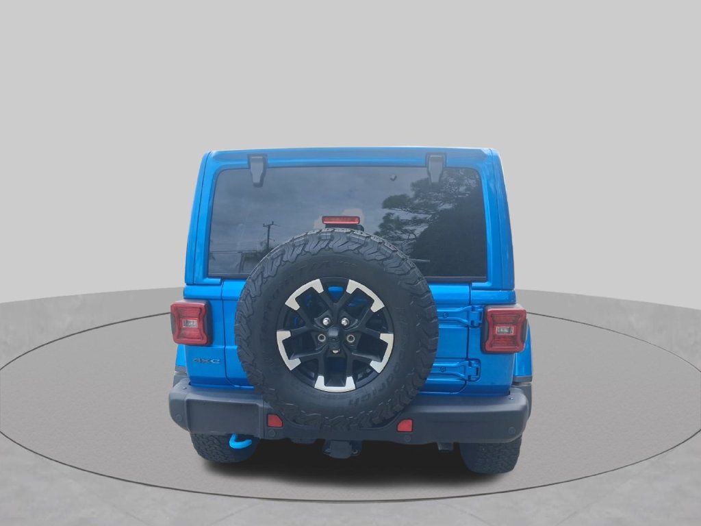 Used 2024 Jeep Wrangler Unlimited Rubicon 4xe AWD/4WD image 9