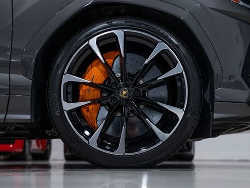 Used 2021 Lamborghini Urus AWD/4WD image 49