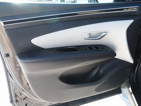 Used 2024 Hyundai Tucson Limited image 41