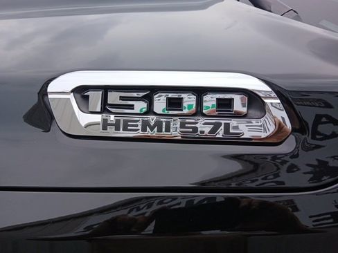 Used 2019 RAM 1500 Limited image 11