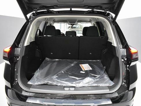 New 2026 Nissan Rogue SV w/ Cold Weather Package image 31