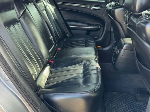 Used 2017 Chrysler 300 S image 13