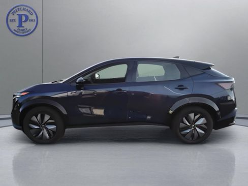 Used 2023 Nissan Ariya AWD image 4