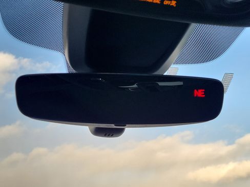 Used 2022 Audi SQ5 Premium image 26