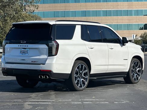 Used 2025 Chevrolet Tahoe RST w/ RST Capability Package AWD/4WD image 4
