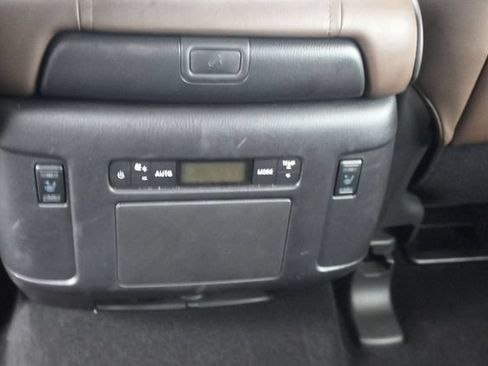 Used 2023 Nissan Armada Platinum w/ Captain's Chairs Package RWD image 23