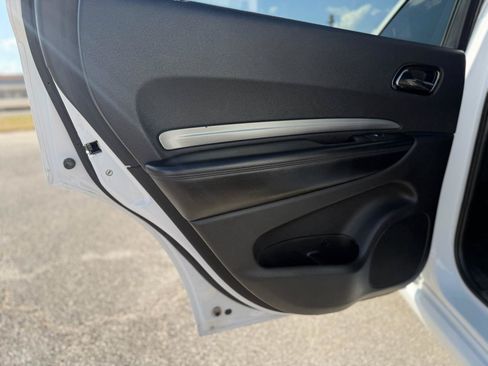 Used 2020 Dodge Durango GT RWD image 12