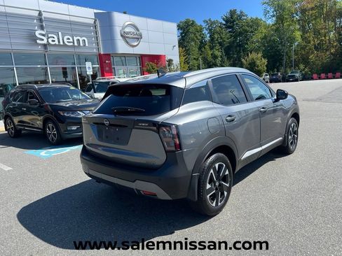 Used 2026 Nissan Kicks SV w/ SV Premium Package AWD/4WD image 7