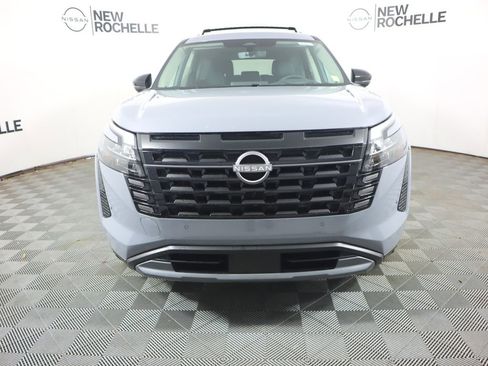 New 2026 Nissan Pathfinder Platinum AWD/4WD image 2