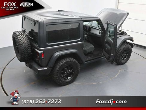 Used 2024 Jeep Wrangler Sport AWD/4WD image 37
