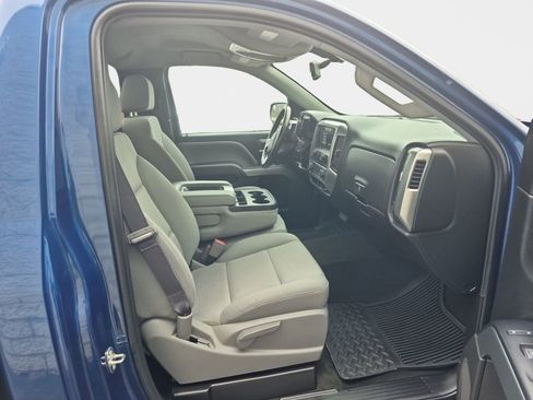 Used 2017 Chevrolet Silverado 1500 LT w/ LT Convenience Package image 18