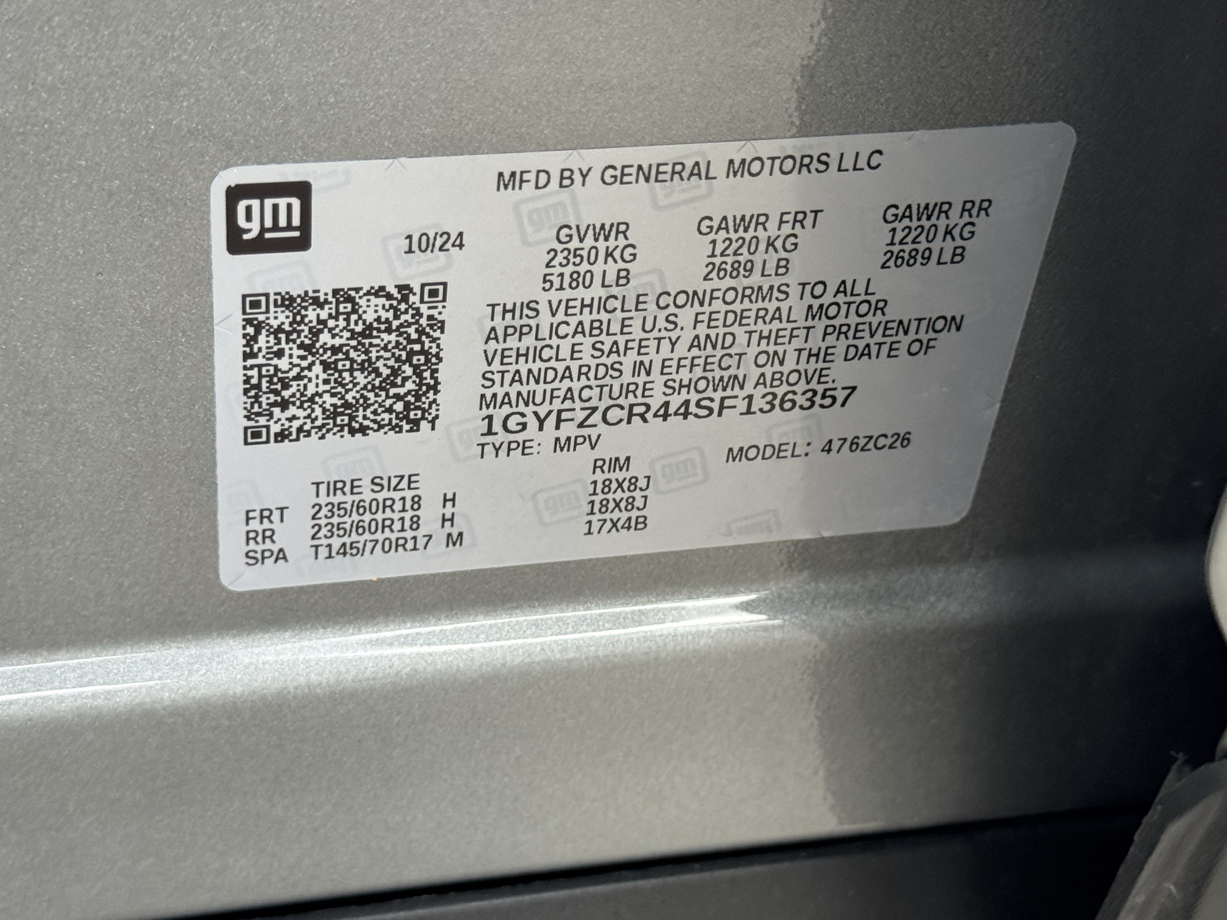Used 2025 Cadillac XT4 Premium Luxury FWD image 27