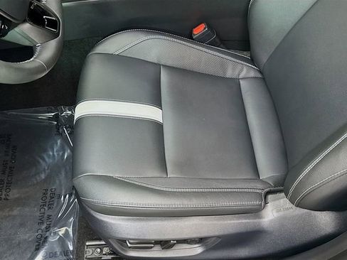 Used 2026 Toyota Camry SE w/ Convenience Package FWD image 19