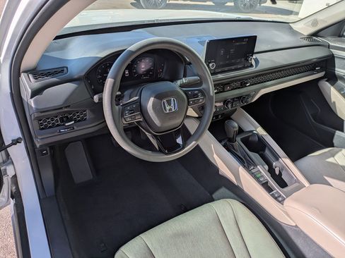 Used 2023 Honda Accord EX image 16