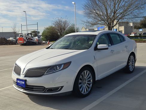 Used 2014 Lincoln MKS w/ Equipment Group 101A image 8