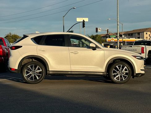 Used 2018 MAZDA CX-5 Touring image 6