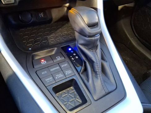 Certified 2024 Toyota RAV4 LE image 15