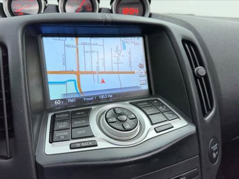 Used 2019 Nissan 370Z Touring Sport RWD image 27