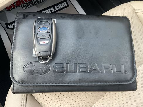 Used 2019 Subaru Outback 2.5i Limited AWD/4WD image 23