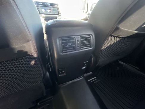 Used 2018 Toyota 4Runner SR5 RWD image 20