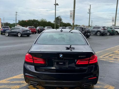 Used 2019 BMW 530i w/ M Sport Package RWD image 4