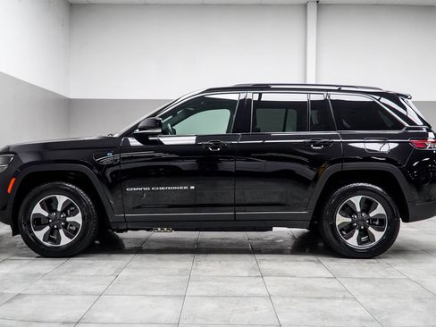 Used 2024 Jeep Grand Cherokee Limited 4xe AWD/4WD image 9