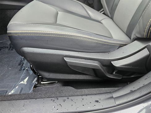 Used 2021 Subaru Crosstrek 2.5i Sport w/ Moonroof Package image 2