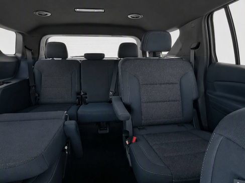 Used 2024 Chevrolet Traverse LT FWD image 34