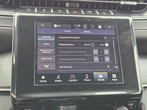 Used 2024 Jeep Grand Cherokee L Laredo RWD image 11