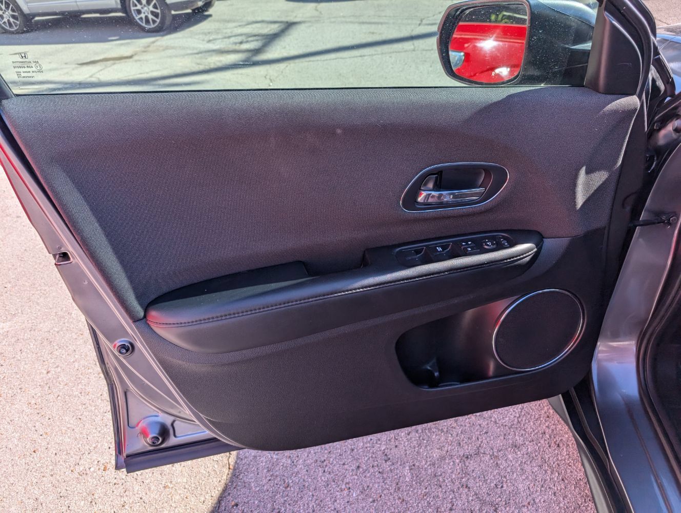 Used 2019 Honda HR-V EX image 11