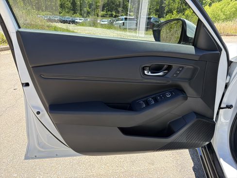 Used 2023 Honda Accord EX-L image 10