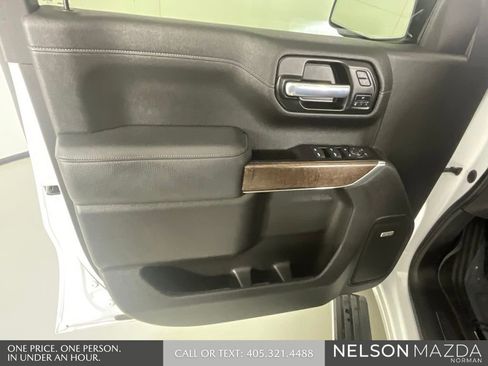Used 2021 GMC Sierra 1500 Denali w/ Denali Ultimate Package AWD/4WD image 16