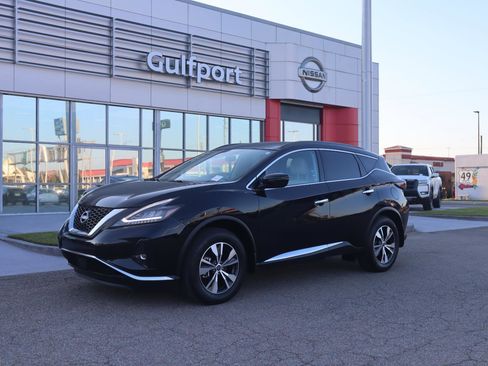 Certified 2024 Nissan Murano SV image 2