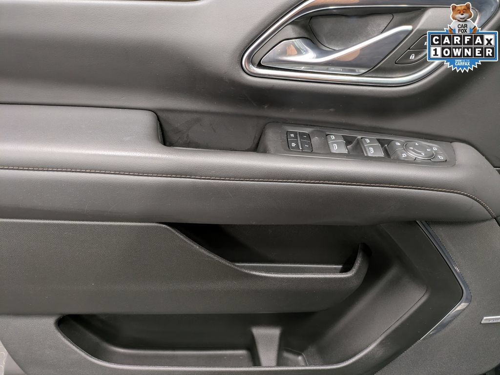 Used 2023 Chevrolet Suburban High Country AWD/4WD image 10