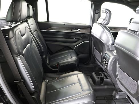 Used 2023 Jeep Grand Cherokee L Overland w/ Luxury Tech Group IV image 42