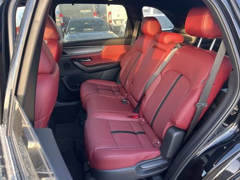 Used 2025 MAZDA CX-70 3.3 Turbo S w/ Premium Package image 11