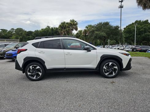 Certified 2024 Subaru Crosstrek 2.5i Limited AWD/4WD image 2