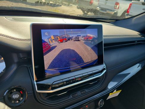 New 2026 Jeep Compass Latitude image 16