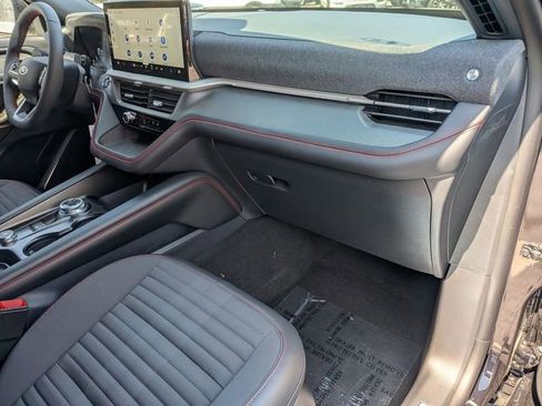 New 2026 Ford Explorer ST-Line AWD/4WD image 32