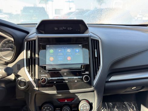 Used 2023 Subaru Forester Premium image 32