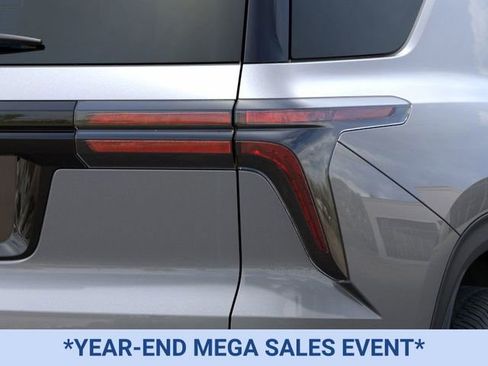 New 2026 Chevrolet Traverse LT w/ Sun and Wheel Package image 11