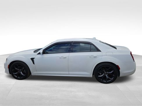 Used 2022 Chrysler 300 Touring L w/ Comfort Group image 4