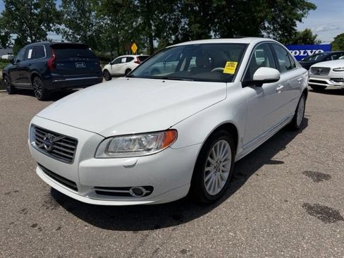 Used 2013 Volvo S80 3.2 FWD image 1