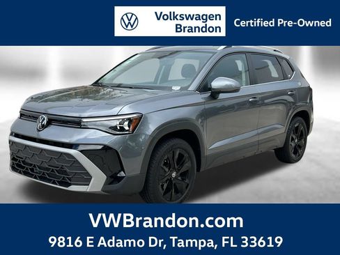Certified 2026 Volkswagen Taos SE w/ Black Wheel Package FWD image 1