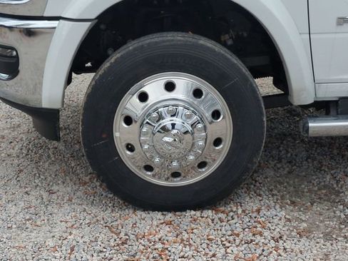 New 2026 RAM 4500 4x4 Regular Cab DRW image 10