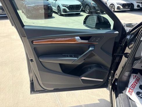 Used 2023 Audi Q5 2.0T Premium Plus AWD/4WD image 9